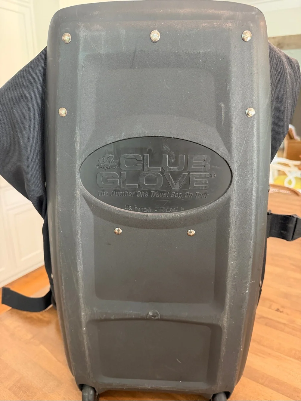 CLUB GLOVE TOUR TRAVELER